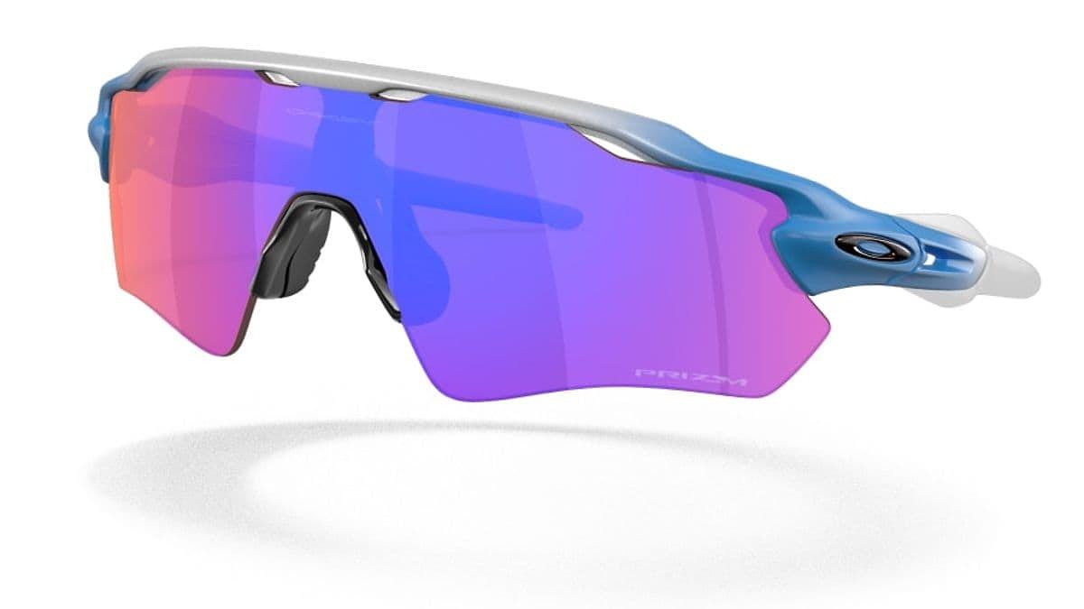 Oakley S